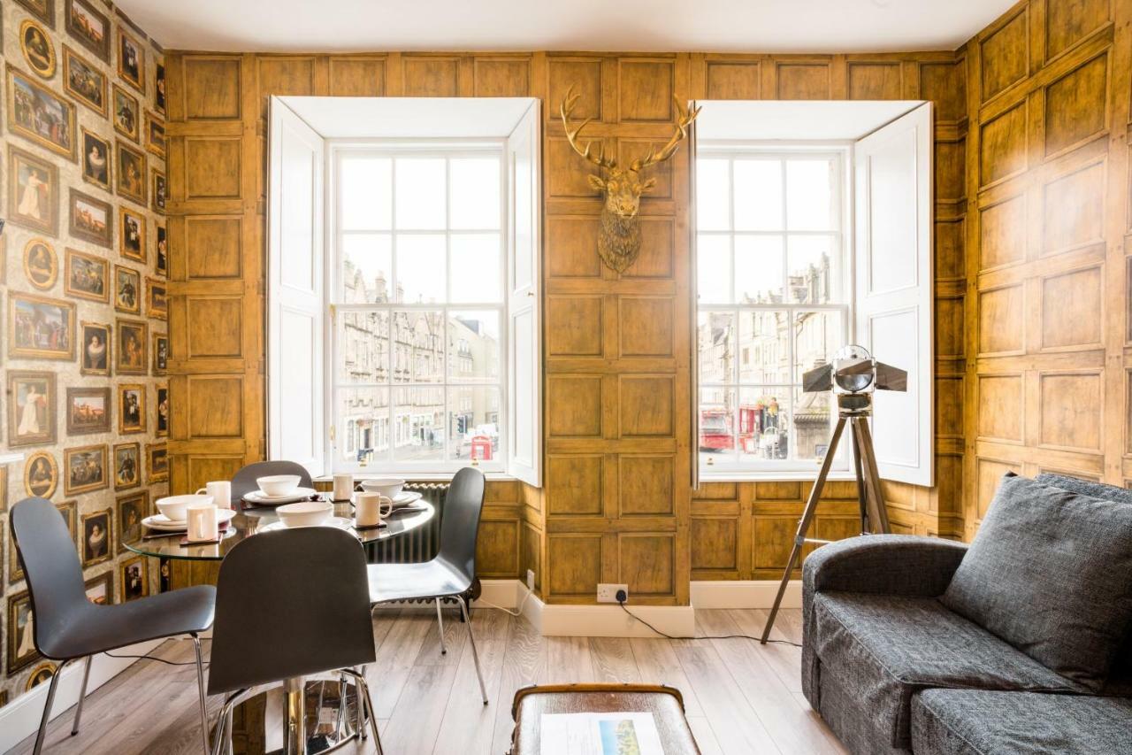 West Bow - Magical Harry Potter-Inspired Flat Near Edinburgh Castle Apartamento Exterior foto