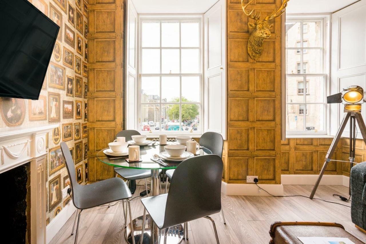 West Bow - Magical Harry Potter-Inspired Flat Near Edinburgh Castle Apartamento Exterior foto